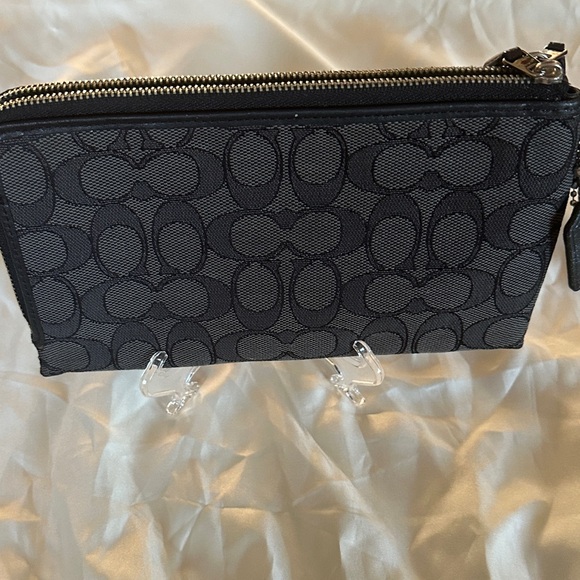 Coach Black Signature Wristlet - Picture 6 of 12